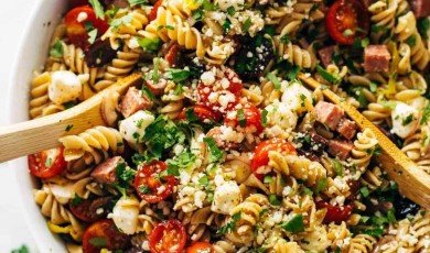 Exploring the History and Recipe of Pasta Salad